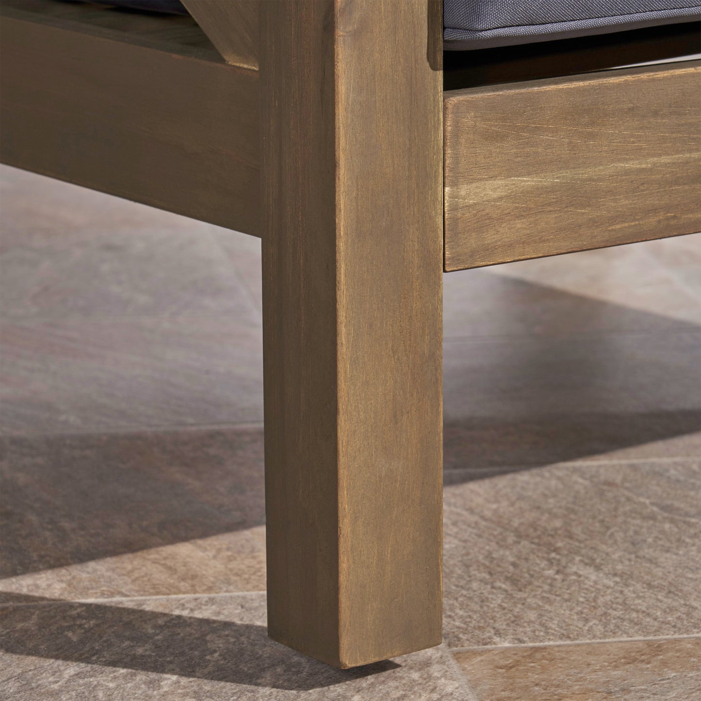 BRAVA CLUB CHAIR