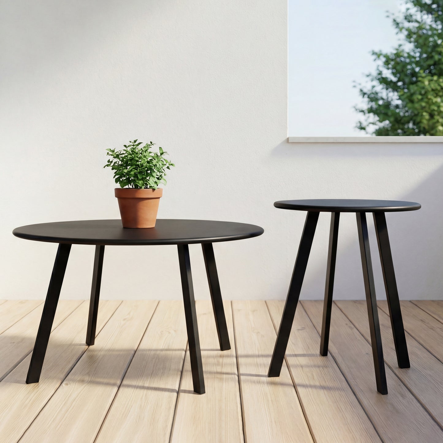 2-Piece Round Nesting Coffee Table Set, Modern Black Metal Side & End Tables, Space-Saving Accent Table Set for Living Room, Bedroom, Balcony, Patio, Indoor & Outdoor Use