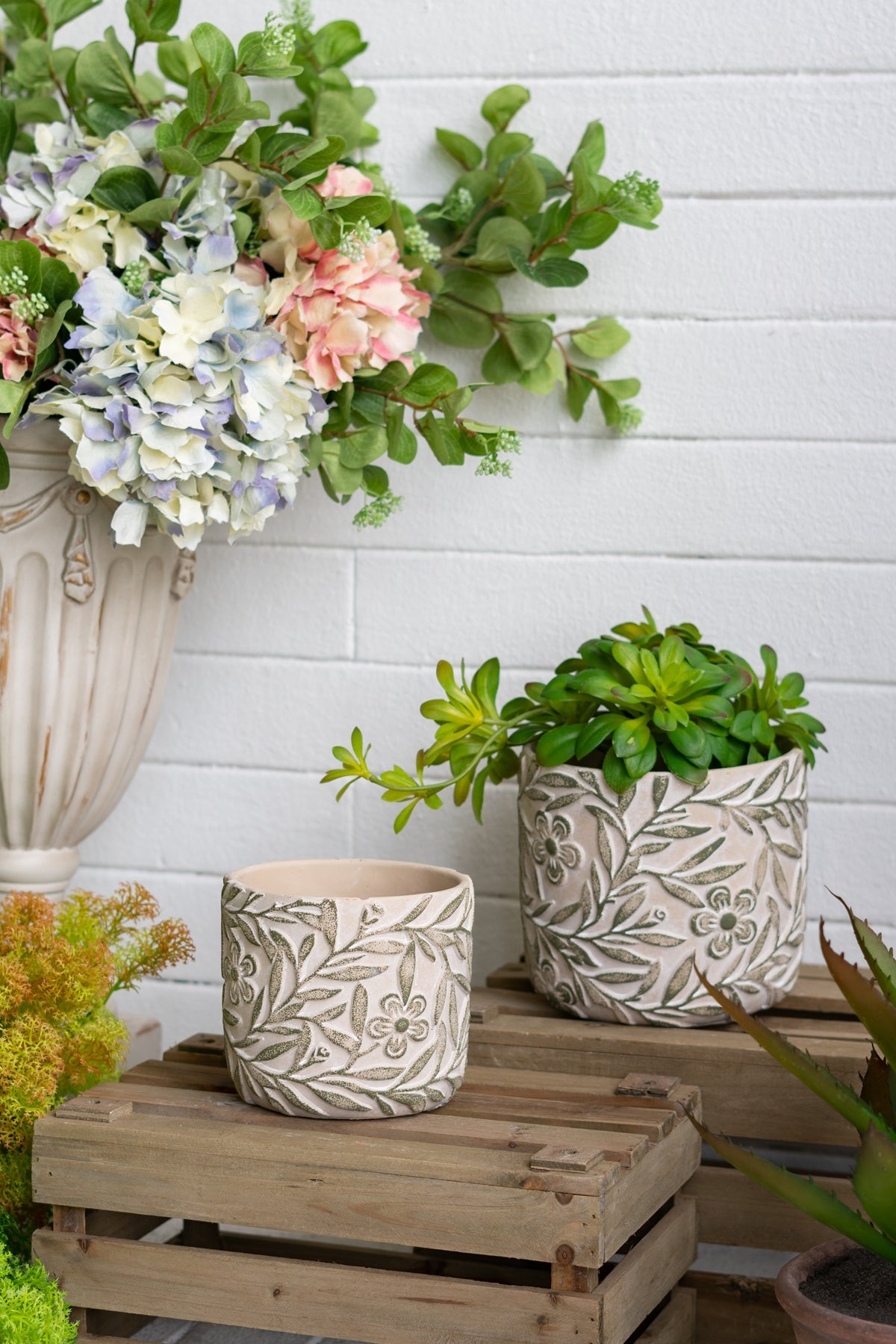 S/2 Gray Sand and Cement Planters with Etched Green Floral Motif, L:D6.7x6.3" S:D5.5x5"