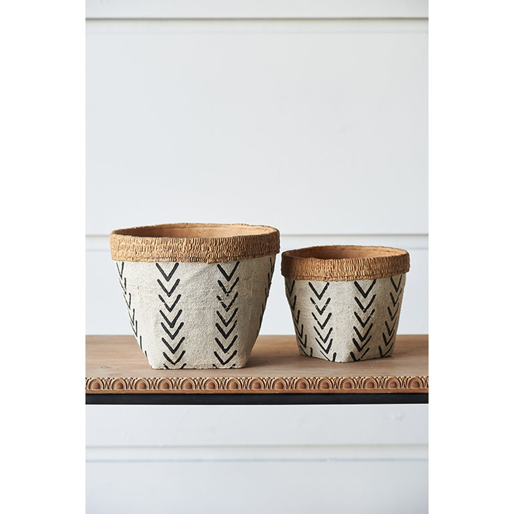 Set of 2 White and Brown Cement Planters with V Pattern, L:D10x8"  S:D8x6.5"