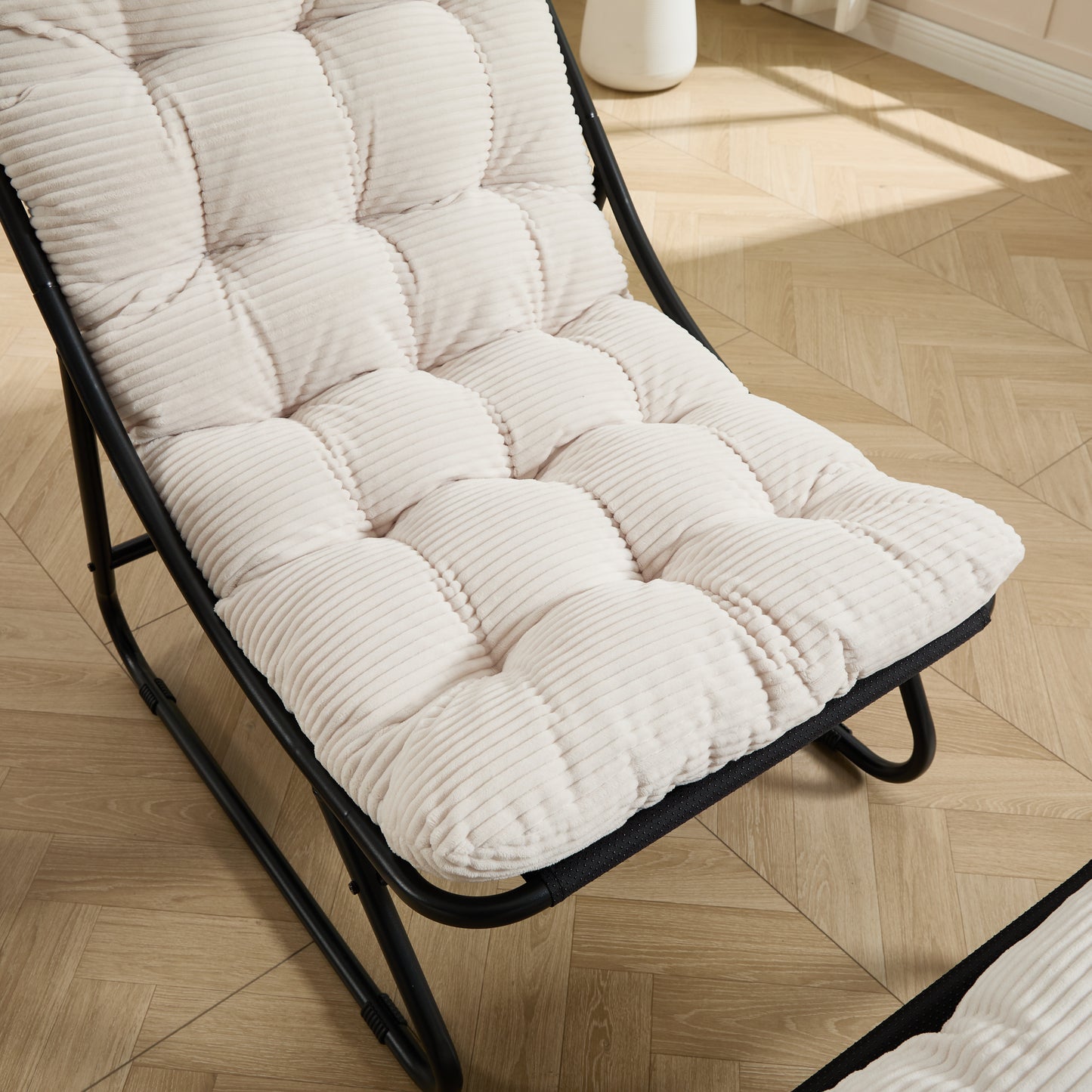 Patio Outdoor Lounge Chair with Ottoman, Comfy Sling Recliner Chair with Puffy Cushion and Foot Stool, Ideal for Living Room, Bedroom, Reading Room, Black frame with white cushion