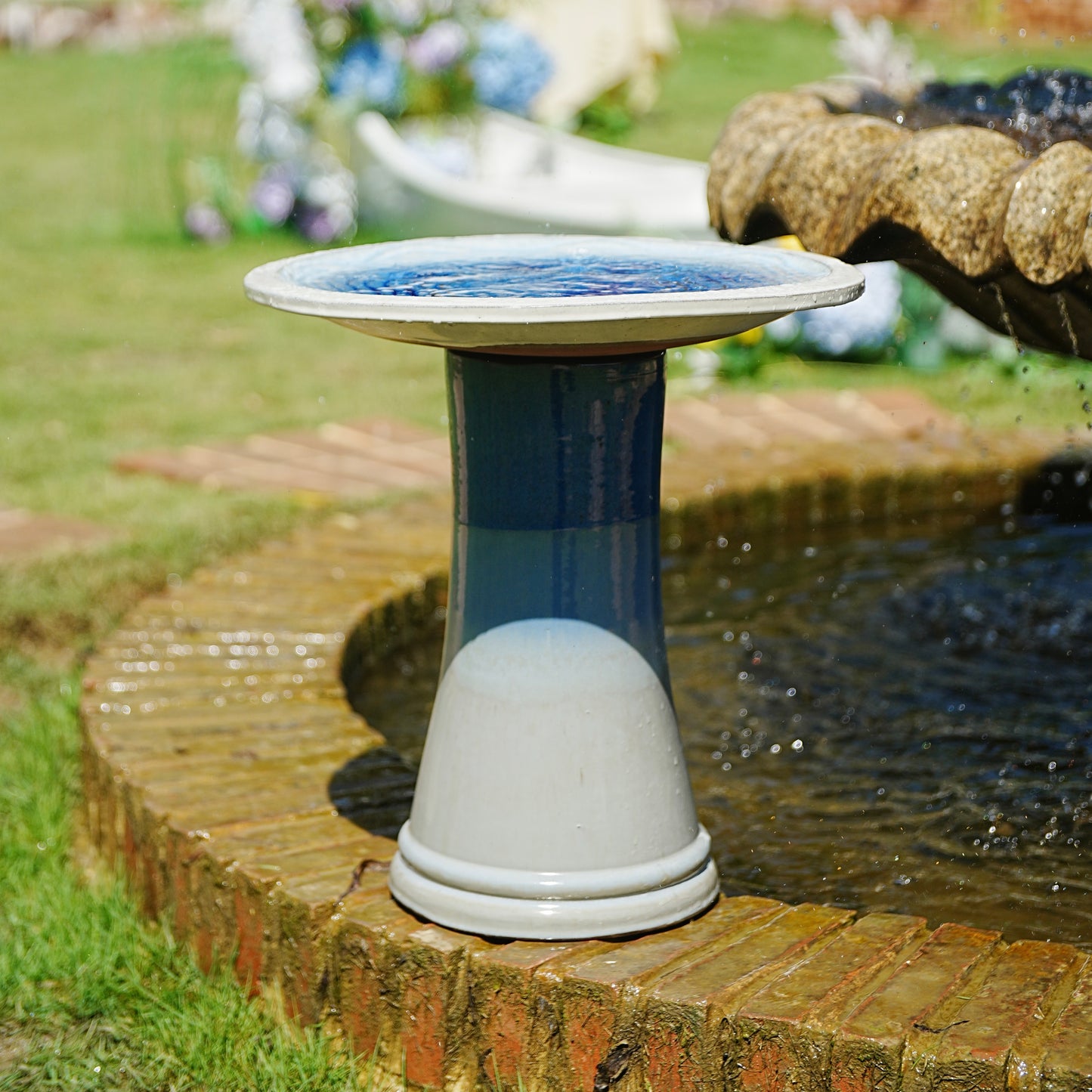17'' Ceramic Bird Bath for Outside, Elegant Tall Outdoor Bird Bath, Lightweight Pedestal Glazed Birdbaths for Outdoors with Swirl Pattern, Blue Ombre