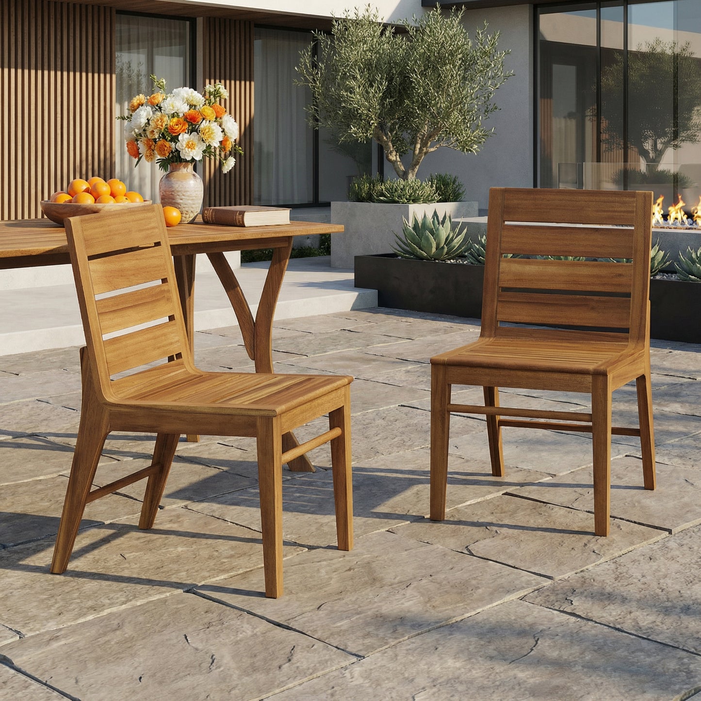 Outdoor Acacia Wood Dining Chair (Set of 2), Teak Finish Patio Chair with Ergonomic Curved Back, Weather Resistant Side Chair for Garden, Backyard, Patio