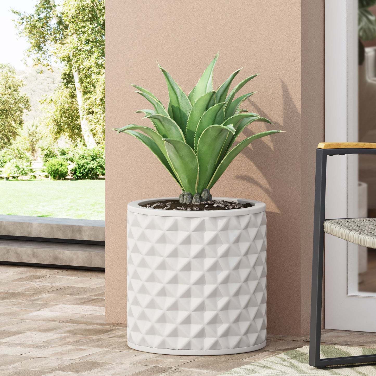 MGO PLANTER