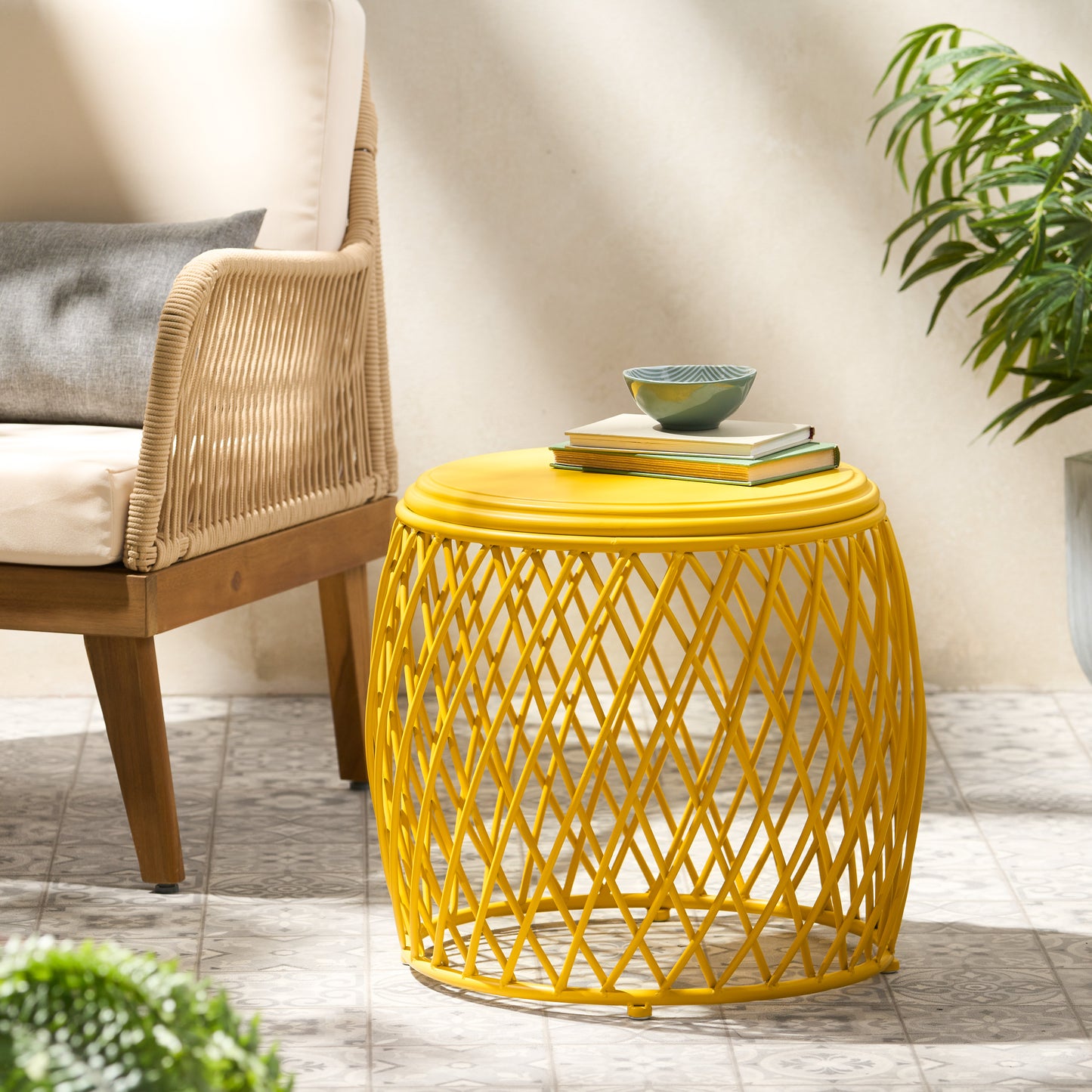 ALAMERA 19.75 SIDE TABLE